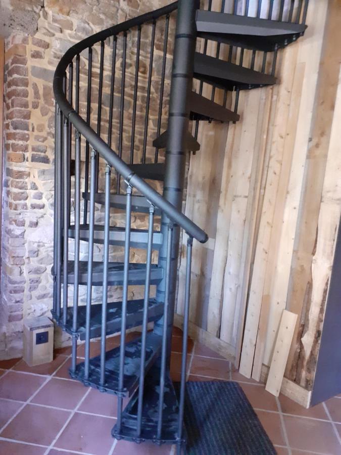 Le Repos Du Nomade B&B 7 Personnes Manhay Buitenkant foto